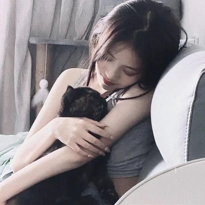 小妞死翘翘